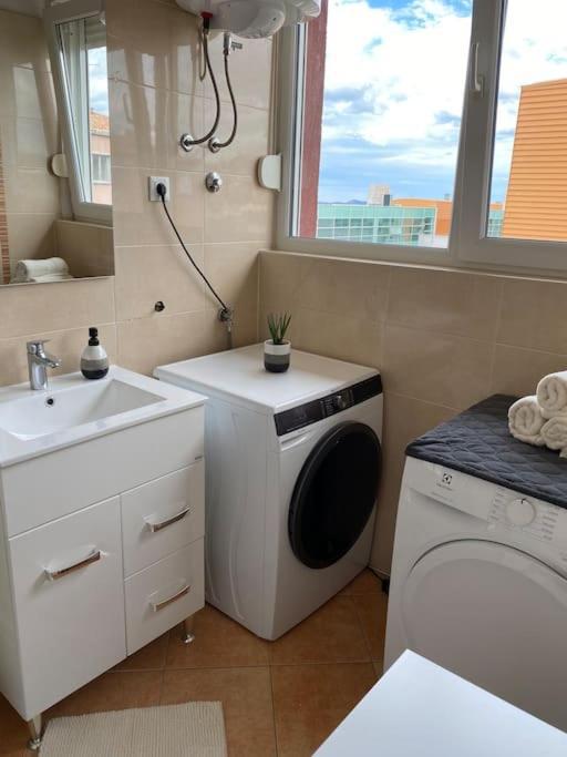 Apartman Dora, Sibenik, Sibensko-Kninska Buitenkant foto